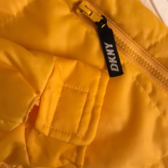 Vintage DKNY quilted yellow jacket - Picture 4 of 6